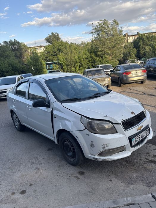 Продам машину nexia R3