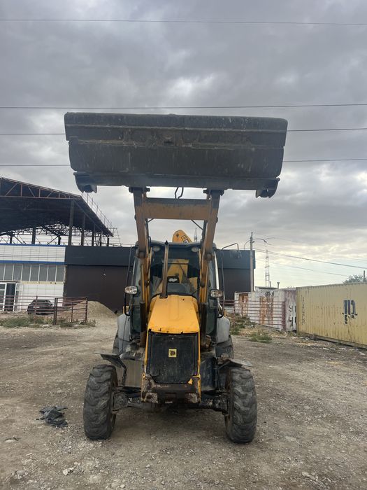 Экскаватор погрузчик