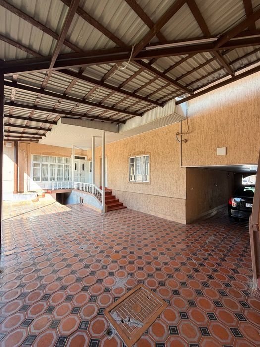 Zafarobod mahalla oq tunika masjit oldida 200 metr ichkarisida tupik