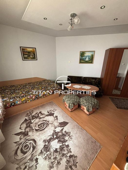 Дава се под наем Двустаен апартамент в Бургас, Лазур - 48 кв.м за 328.95 € - Снимка #2