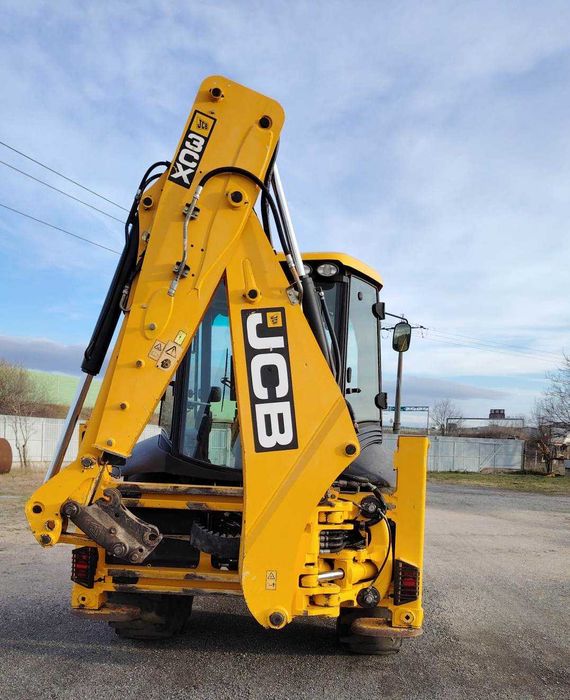 Buldoexcavator JCB 3CX