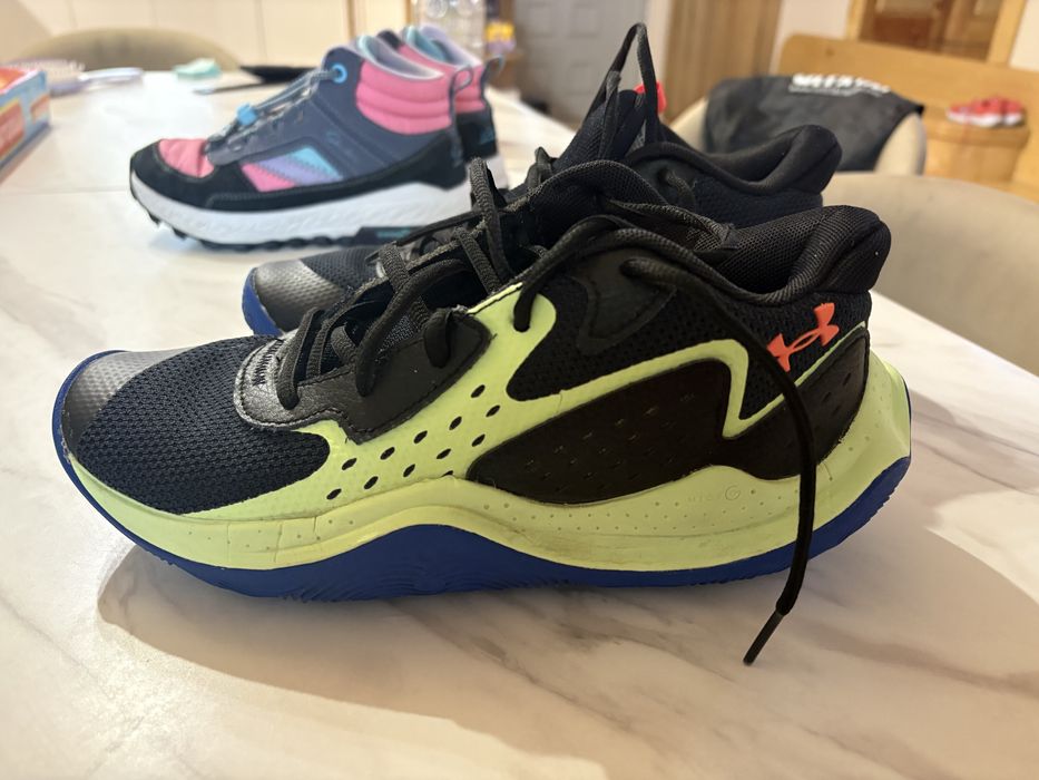 Баскетболни обувки Under Armour UA GS JET '23