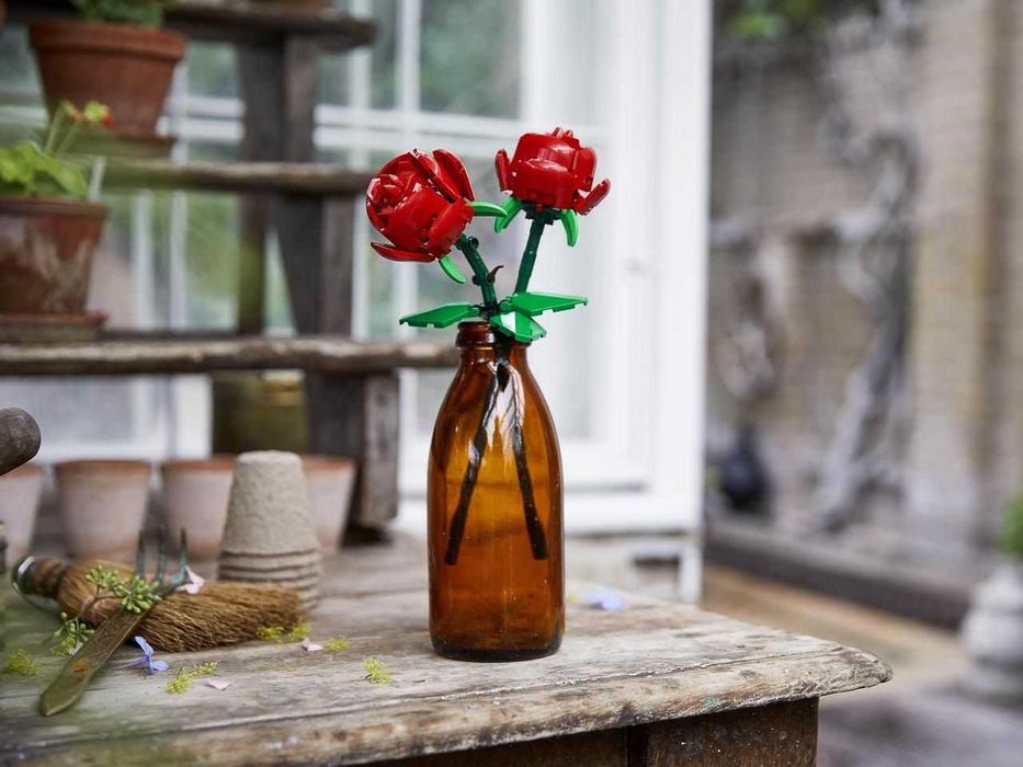 НОВО LEGO Iconic 40460 - Рози