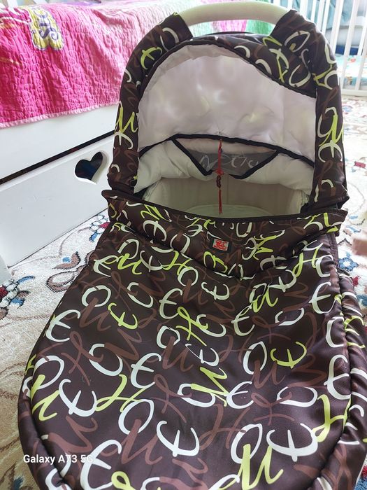 Продам коляску 3 в 1