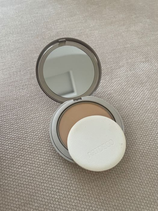 Тональная пудра - основа для лица ARTDECO