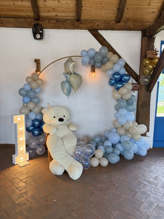 Servicii complete pentru evenimente: decor,audio,guestbook