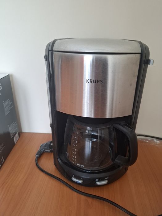 Продам кофеварку Krups