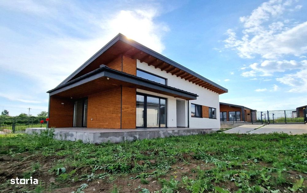 Vanzare Vila Pompa Caldura si Panouri | Green Future Snogov | Vedere L