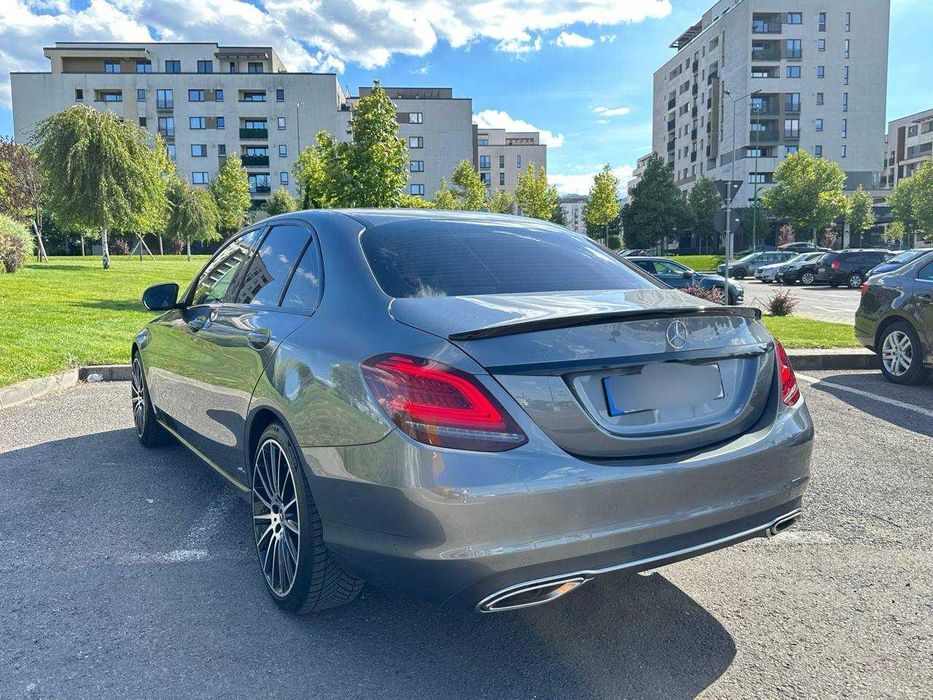 MERCEDES-BENZ C-Class 2018 — imagine 2