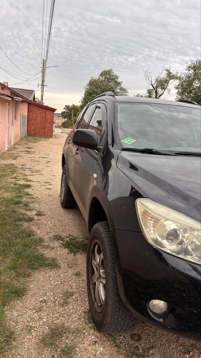 Vând Toyota [Model] din anul 2008, echipată cu instalație GPL omologată RAR, o mașină recunoscută pentru fiabilitatea sa legendară .