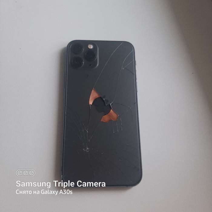 IPhone 11 pro на запчасти