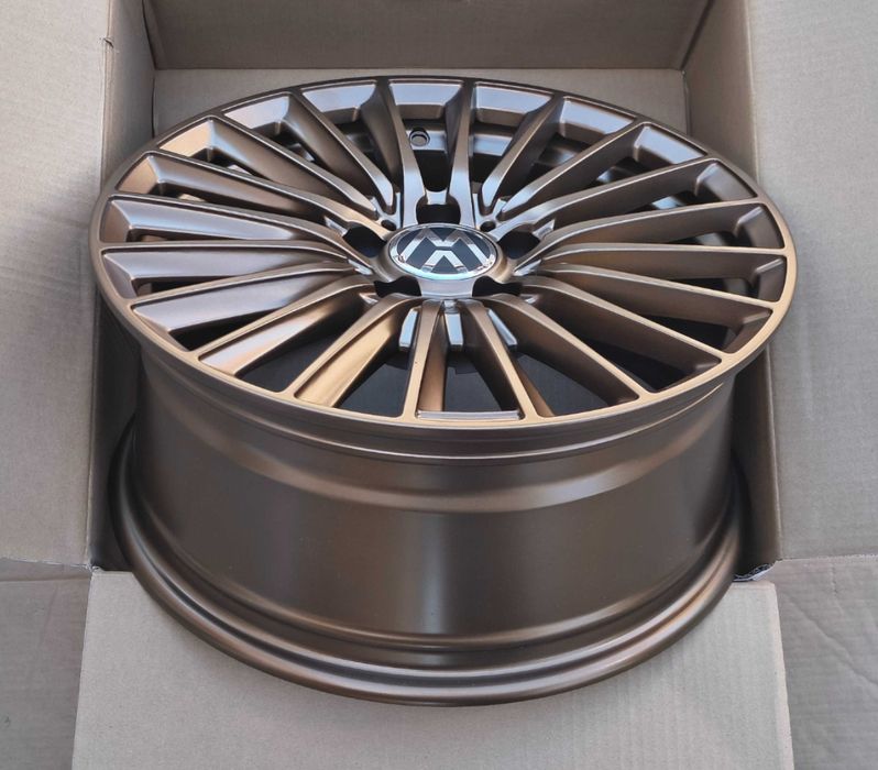 Jante 18 sau 17 VW Passat Golf 8, 7, 6 T-Roc Tiguan Touran, Sharan Arteon Caddy Beetle Touareg CR3 
Jante Noi cu Factură și Garanție ‼️autohauss.ro‼️