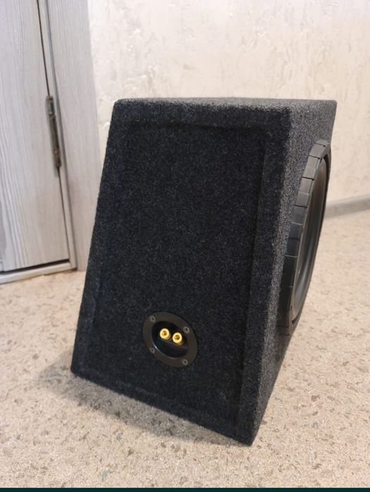 Продам сабвуфер Hertz Es 250  срочно Срочно