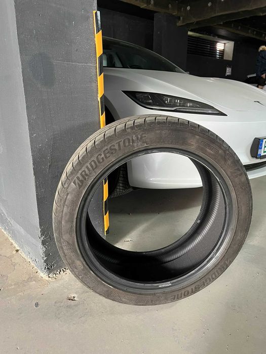 Anvelope vara Tesla 18 Bridgestone Turanza T005 235/45 R18 ~11.000 km