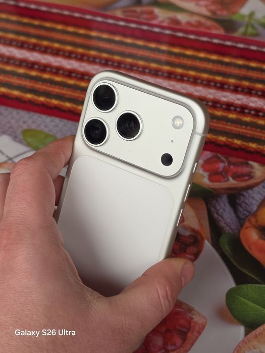 iPhone 17 Pro  256GB Silver  Нов! Гаранция!