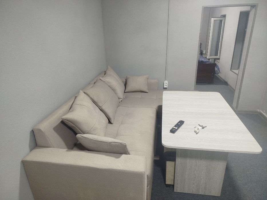 Своя двух комнатная