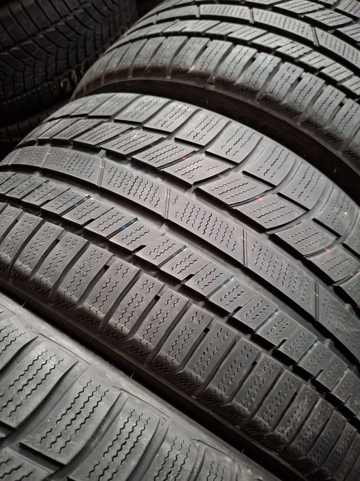 4 Anvelopele de iarnă  245 35 r18 si 225 40 r18 Toyo