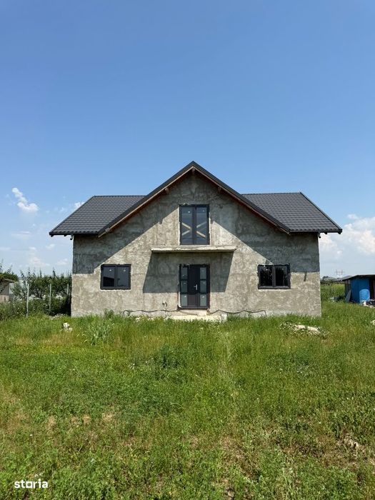 De vanzare casa cu teren 700 mp, Rusi Ciutea