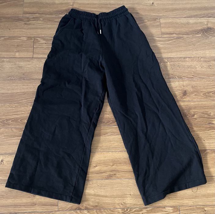 Вещи 42-44 по 500 тг