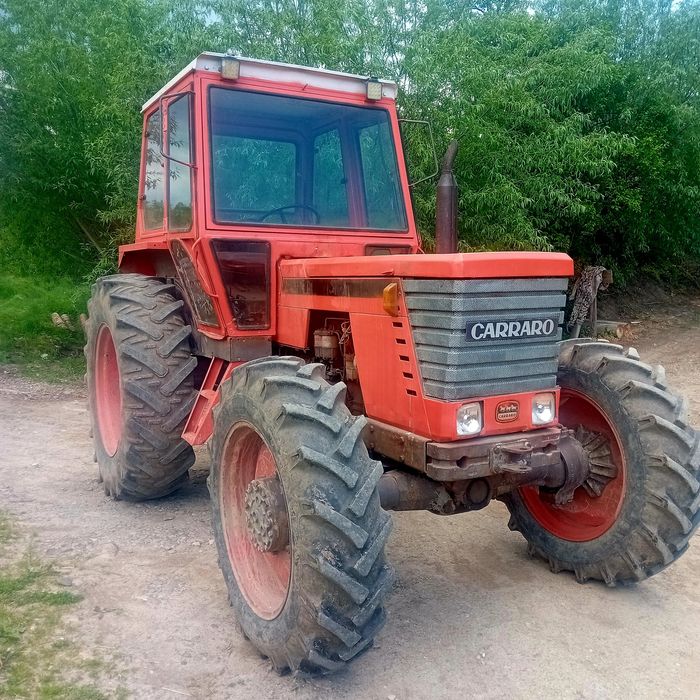 Vând tractor Cararo