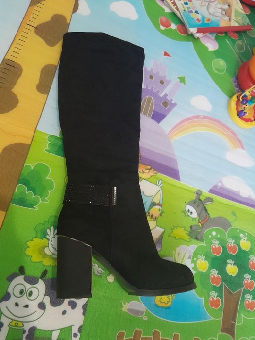 Продам сапоги в отличном состоянии