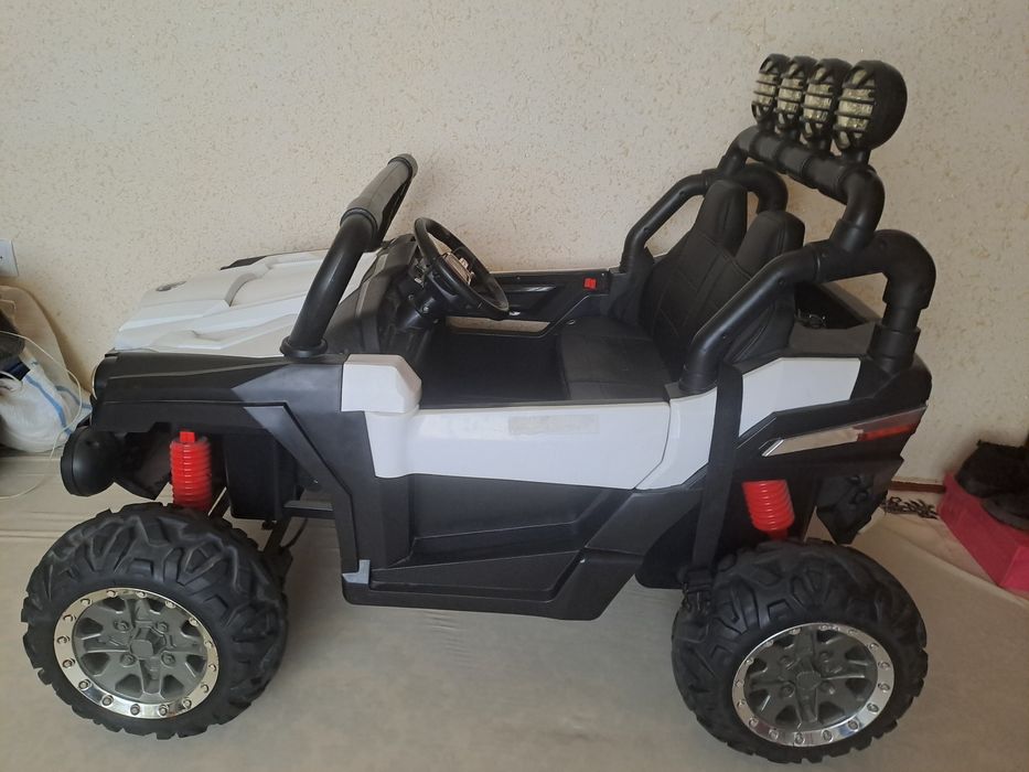 Машина джип детский