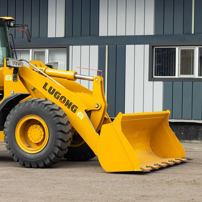 Погрузчик LUGONG LG942 1,5 куба/2800 кг