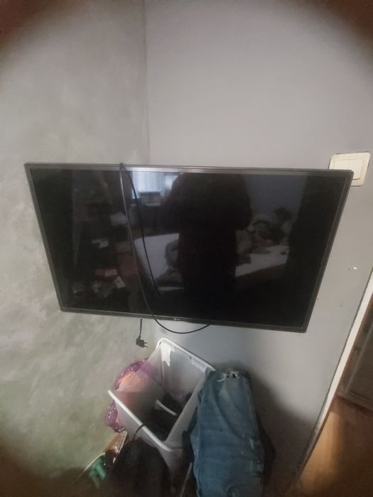 Televizor LG 80 diagonală