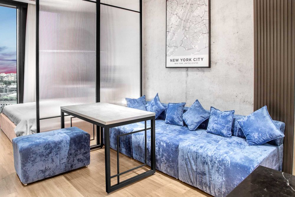 Суточно премиум квартира в центре NestONE Shahar markazida lux xonadon