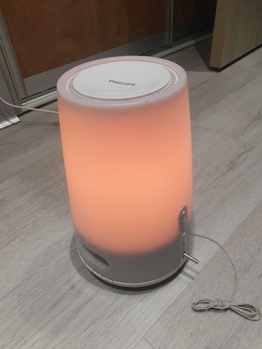 Лампа за събуждане PHILIPS Wake-up Light HF3470/01  Радиобудилник