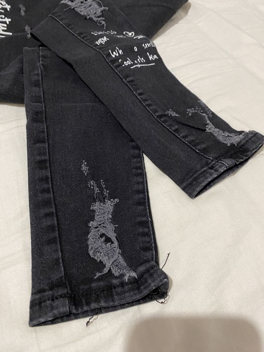 Черни дънки