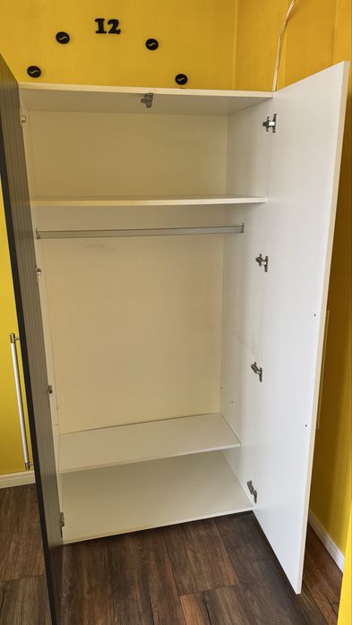 Продавам обзавеждане