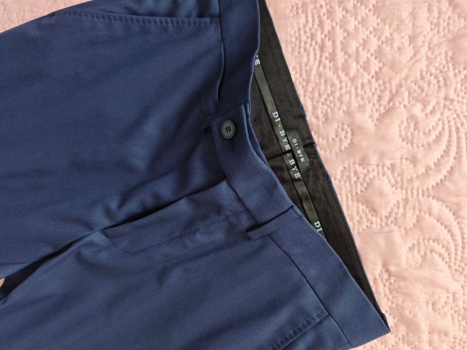 Мъжки костюм НОВ