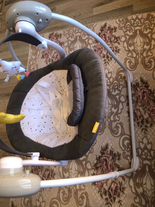 Бебешка люлка на батерии