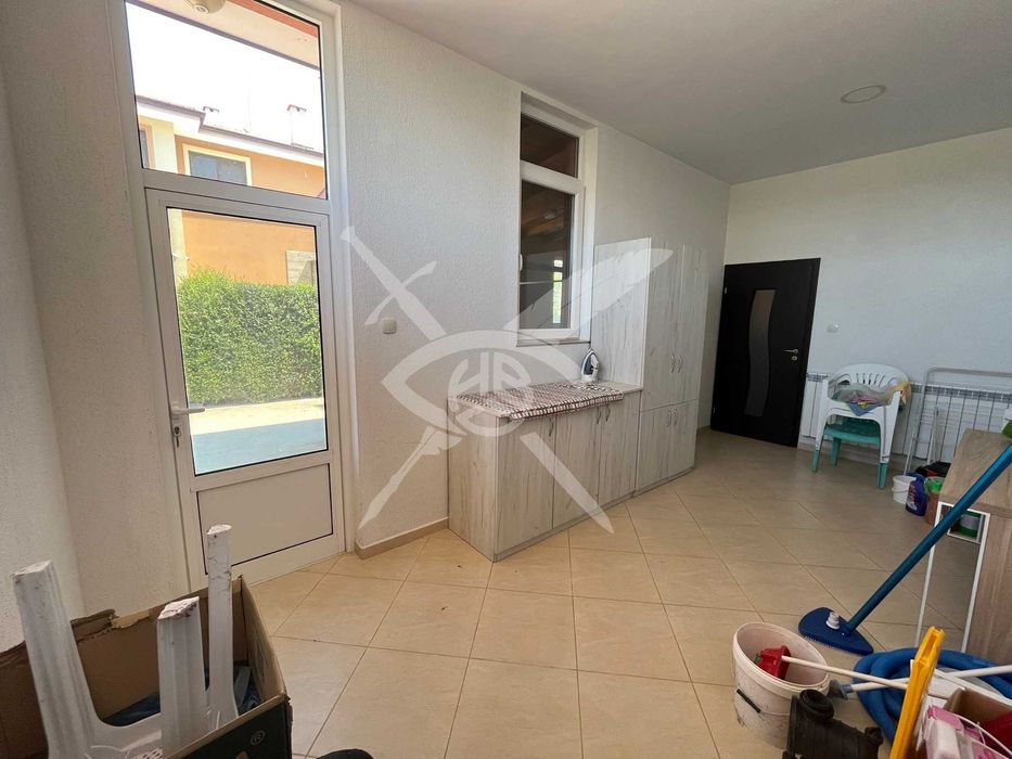 Продава се Магазин в Несебър - 103 кв.м за 1004 €/кв.м - Снимка #8