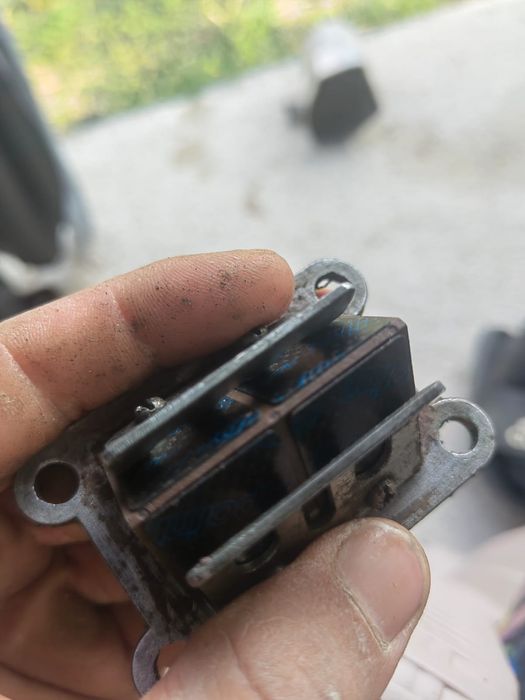 Muzicuta am6 polini carbon