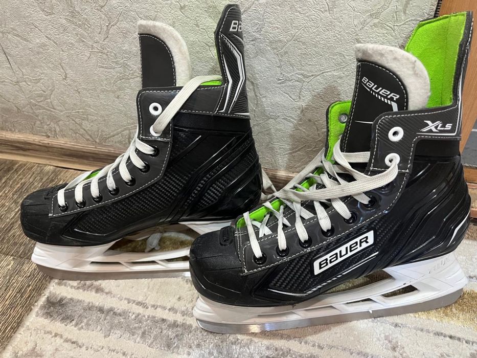 Коньки Bauer хоккейные
