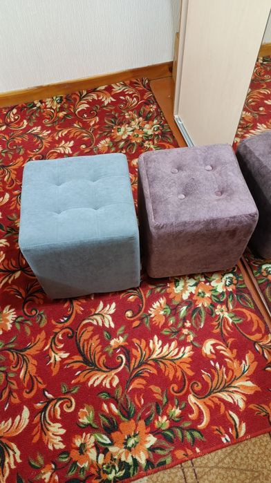 Пуфик.  37*37*42