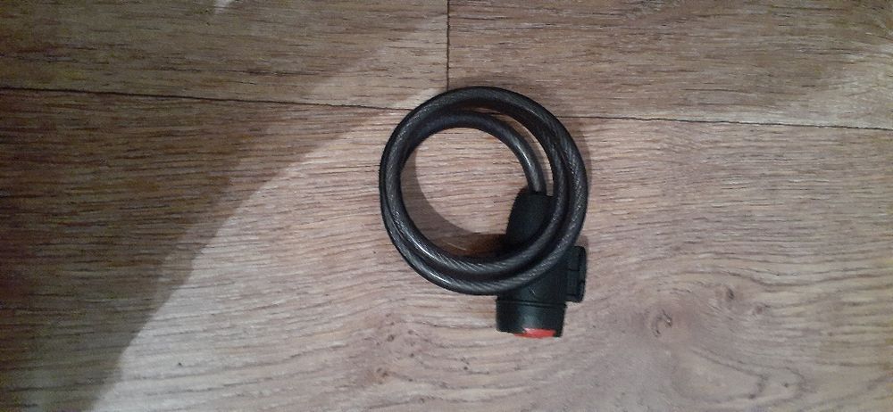 продам к велосипеду запчасти