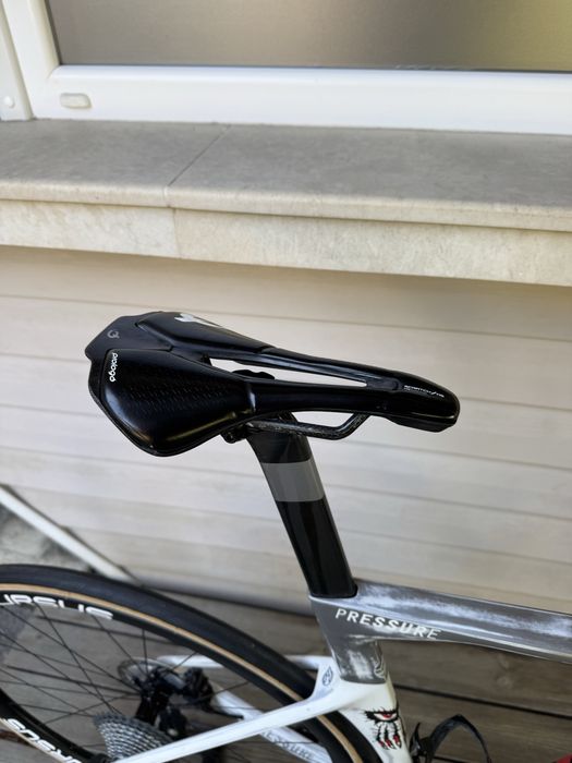 Карбонов шосеен велосипед Cinelli Pressure – Team Edition (MBH Bank Ballan CSB Colpack)