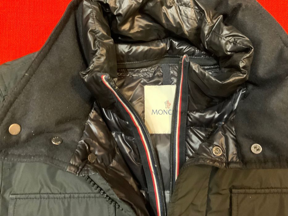 Moncler-оригинално,яке 48 м