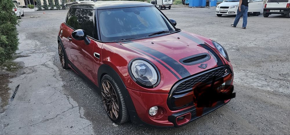 Cotiladi mini cooper 2017 yil 2.L turbo 65.000 km yurgan