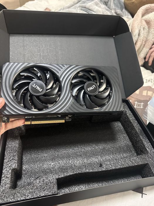 Видеокарта RTX5060