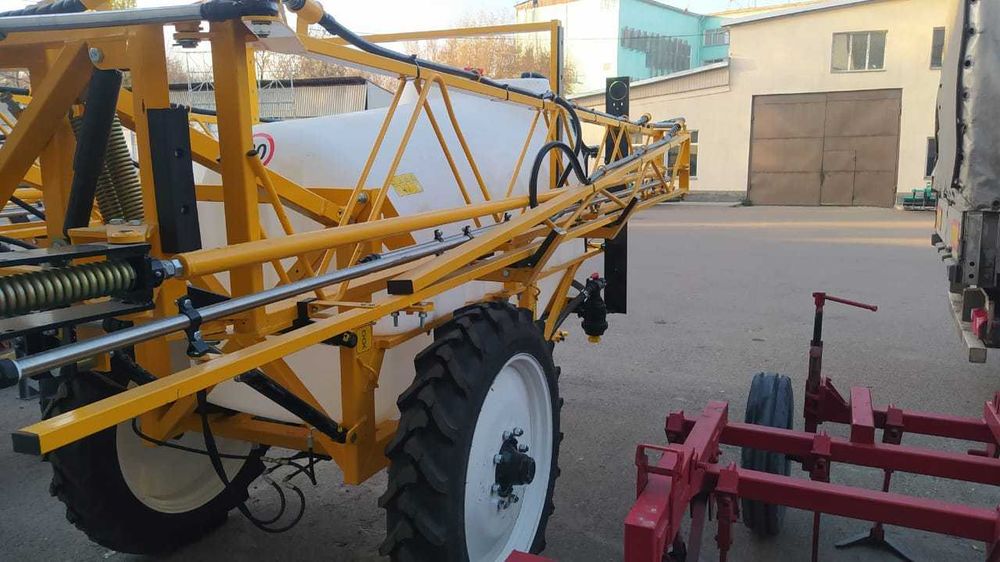 Опрыскиватель прицепной ОПК-2500/18