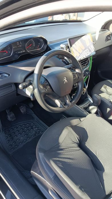 Autoturism de vânzare