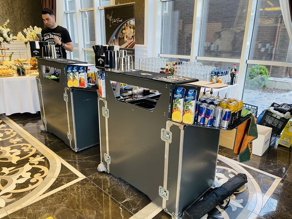 Servicii Cocktail Bar nunta botez majorat Bar mobil