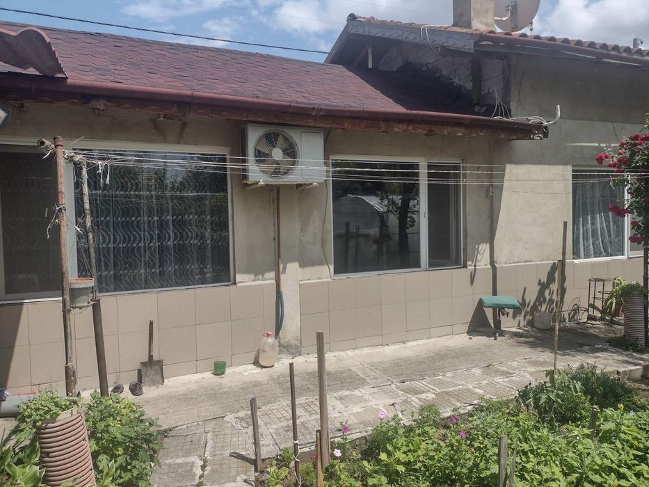 Продава се Къща в Нови пазар - 190 кв.м за 553 €/кв.м - Снимка #17