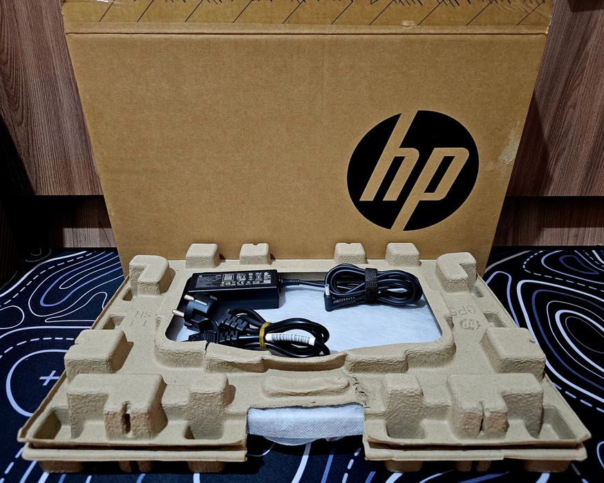 Hp laptop 15 Ozu16, ssd512!