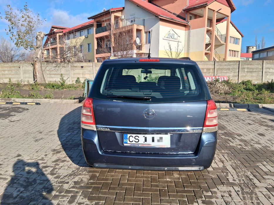 Opel Zafira 1.9 CDTI , 2008.