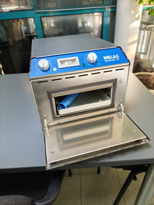 Медицински стерилизатор MELAG 75